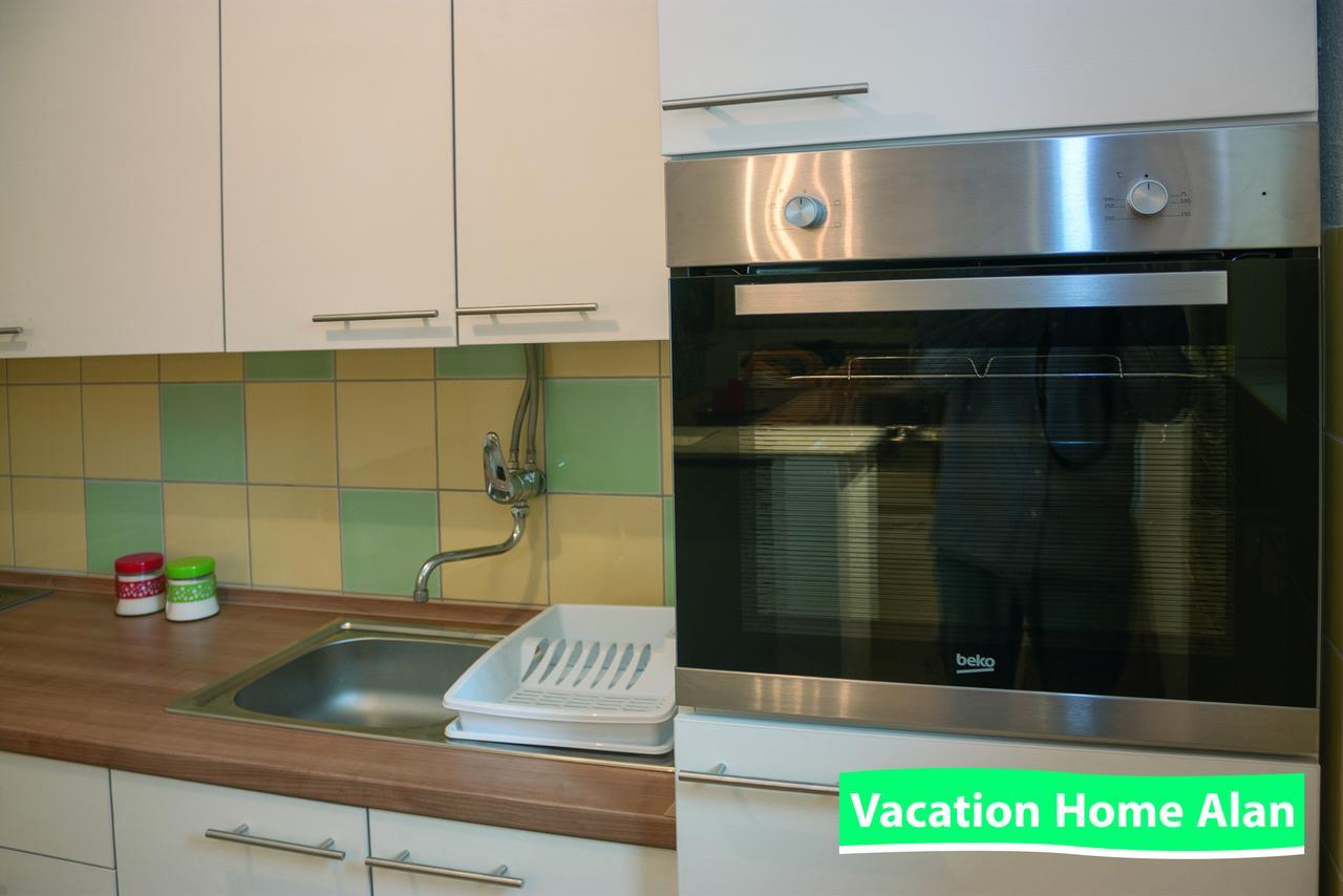 Vacation Home Alan Кулен Вакуф Екстериор снимка