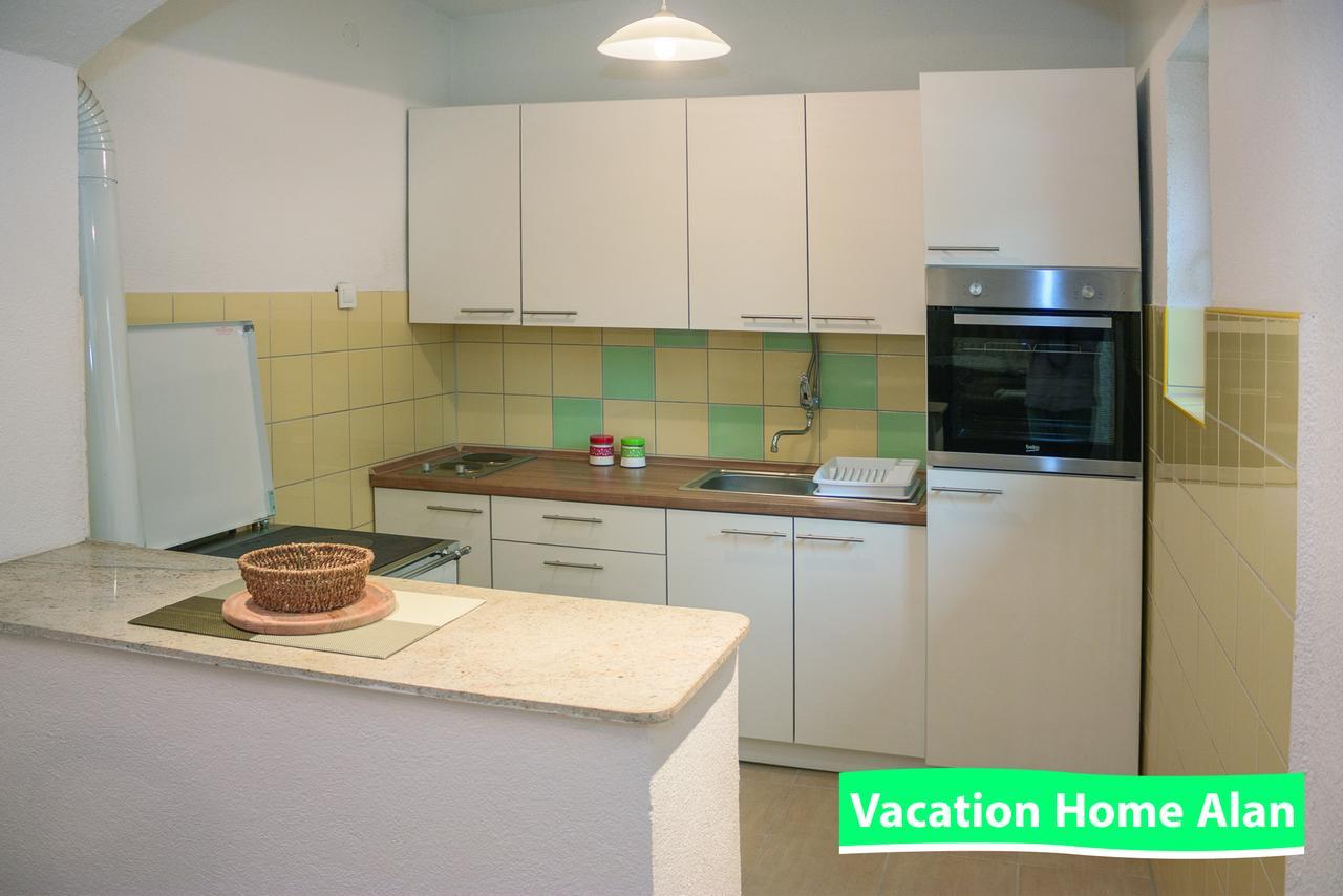 Vacation Home Alan Кулен Вакуф Екстериор снимка